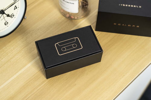 訊飛智能錄音筆a1圖賞 復古磁帶造型,支持10個語種轉寫